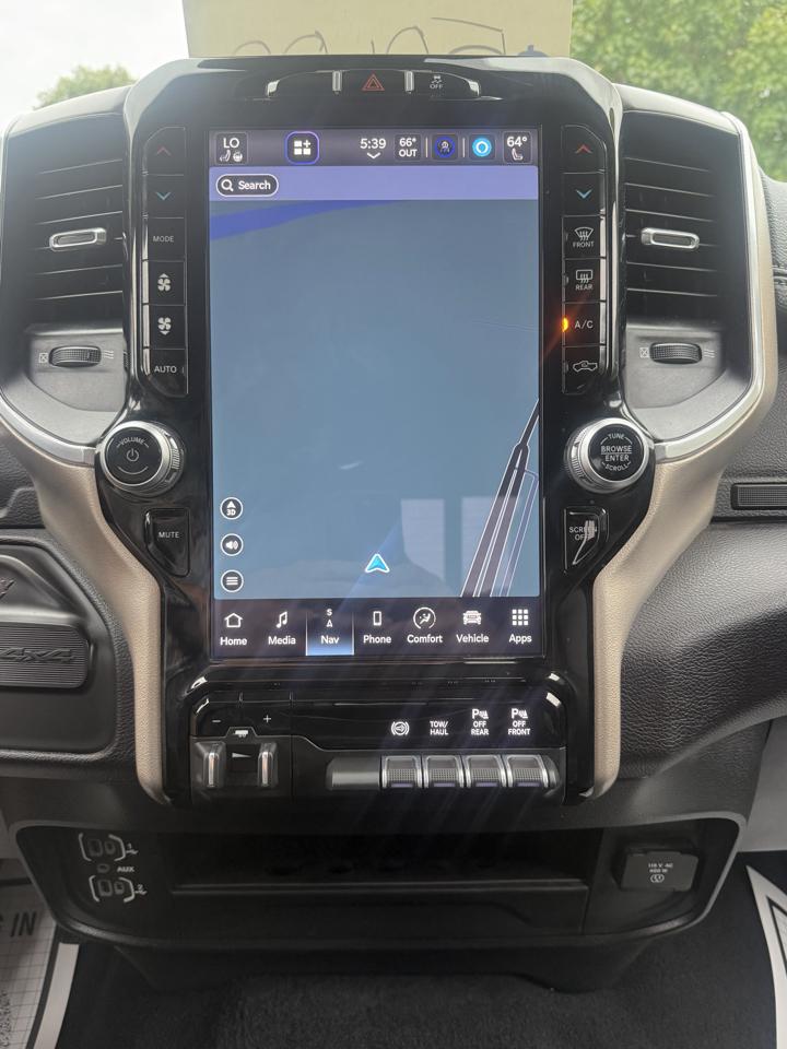 RAM 2500 Laramie Crew Cab SWB 4WD 2023
