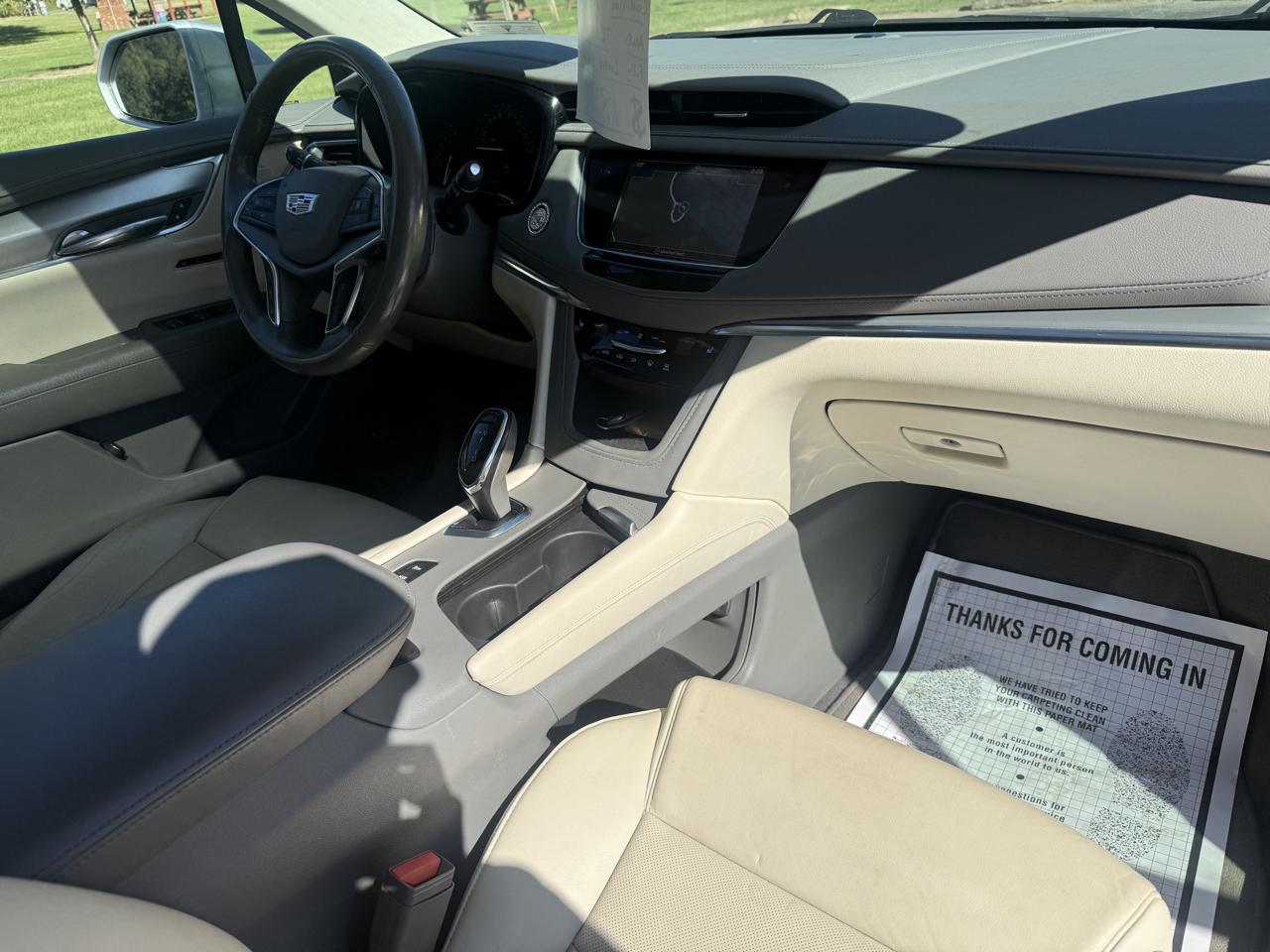 Cadillac XT5 Luxury AWD 2019