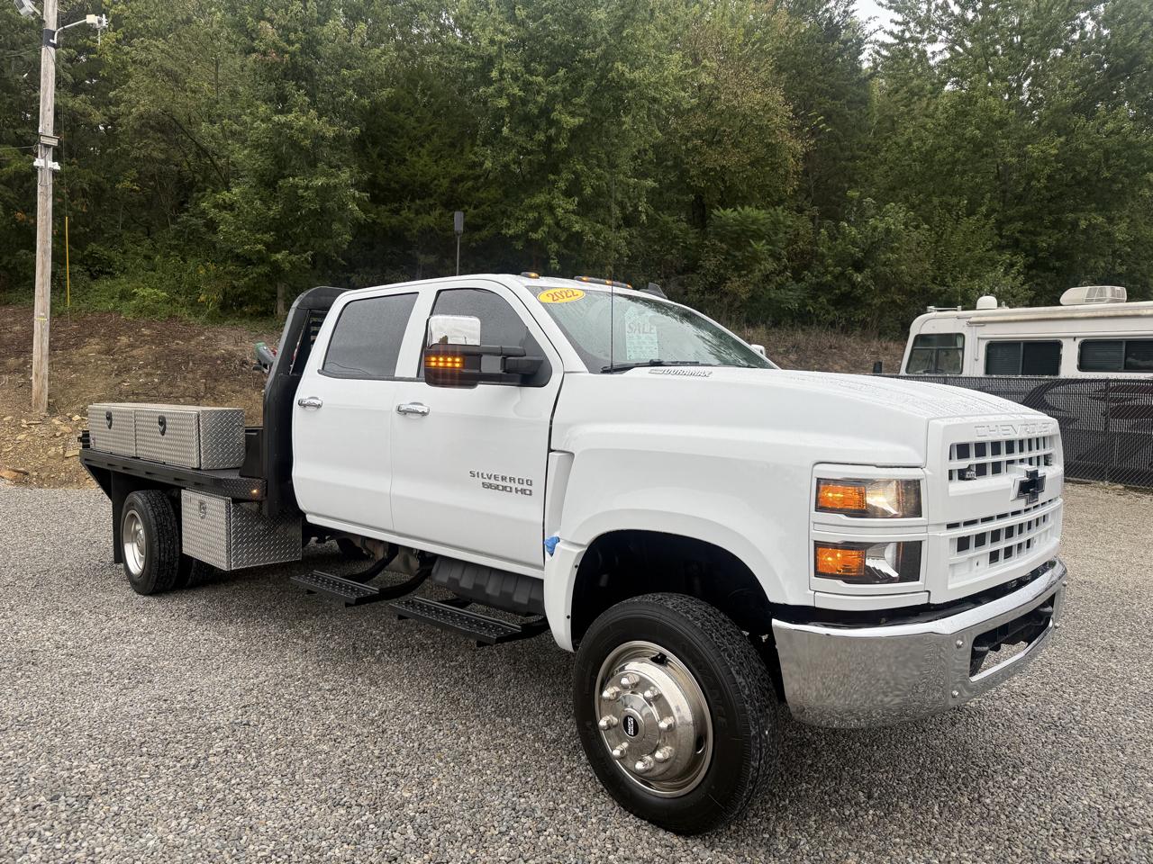 2022 Chevrolet Silverado Medium Duty 