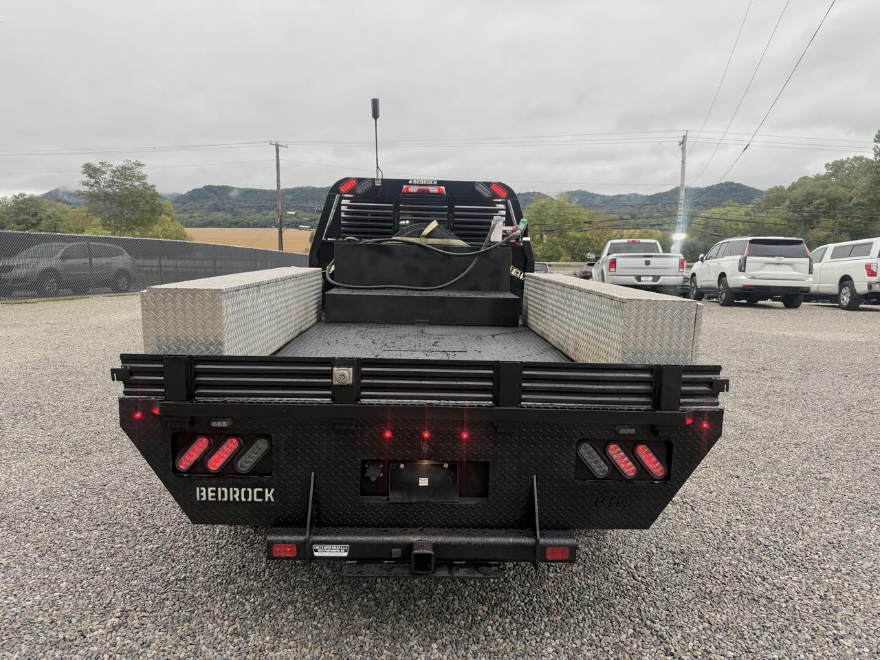 Chevrolet Silverado Medium Duty  2022