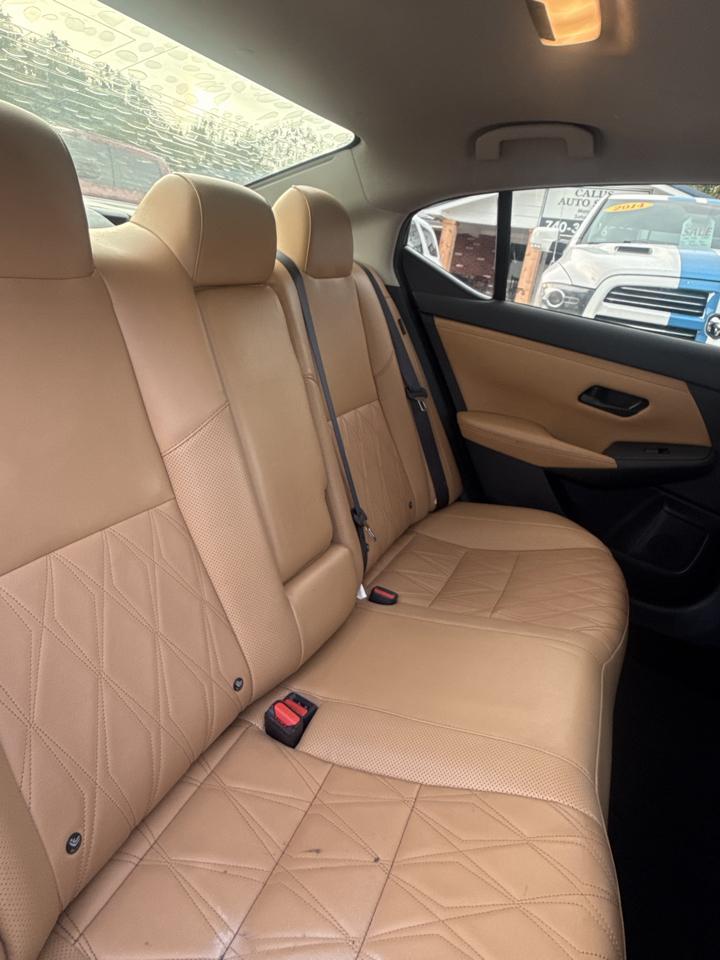 Nissan Sentra SV 2024