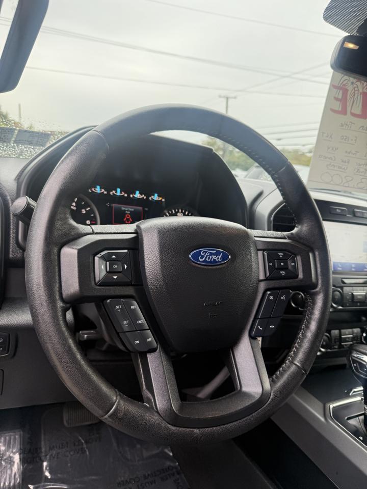 Ford F-150 4WD SuperCrew 139" XLT 2019