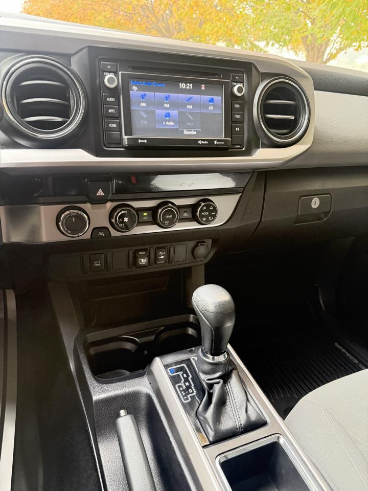 Toyota Tacoma SR5 V6 2018