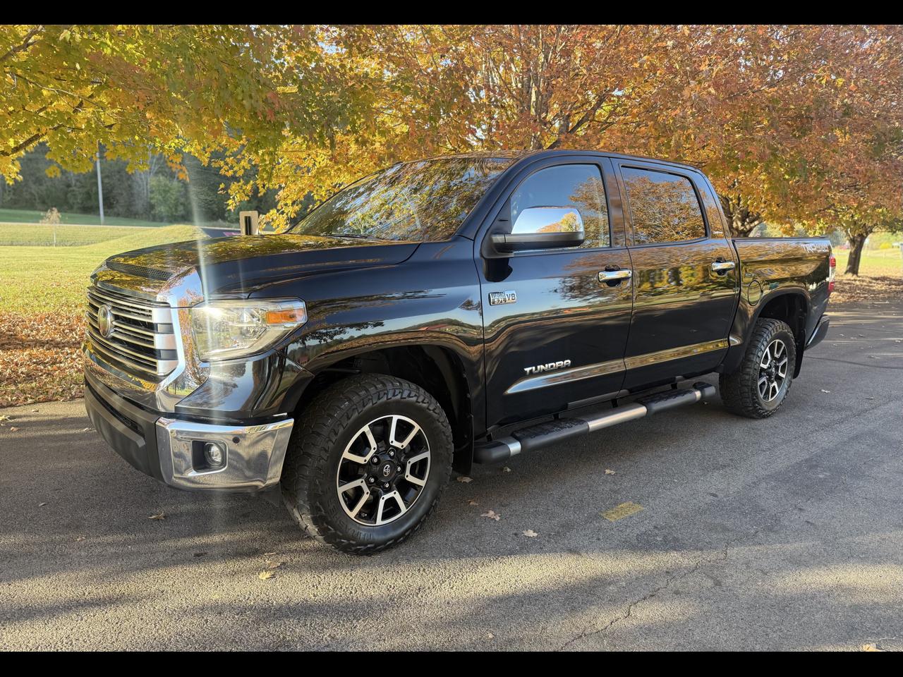 Toyota Tundra Limited 5.7L CrewMax 4WD 2018
