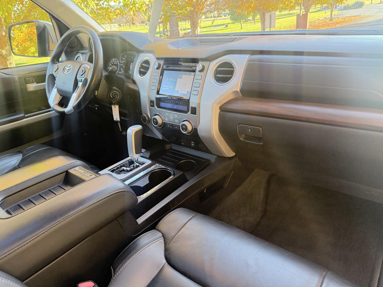 Toyota Tundra Limited 5.7L CrewMax 4WD 2018