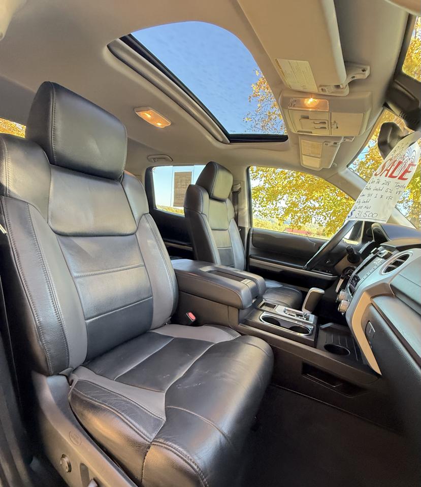 Toyota Tundra Limited 5.7L CrewMax 4WD 2018