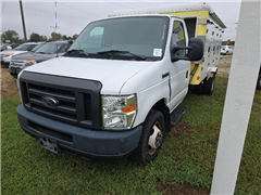 2017 Ford Econoline 