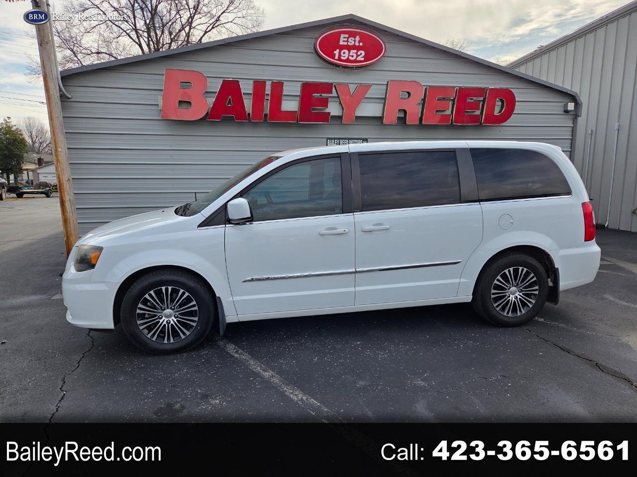 2014 Chrysler Town & Country S