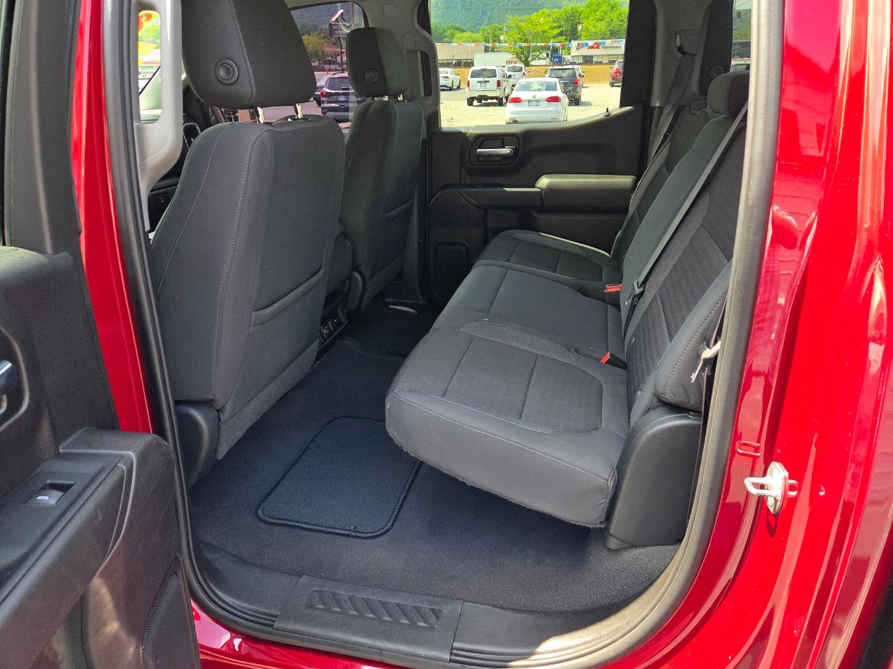 Chevrolet Silverado 1500 LT Crew Cab 4WD 2021