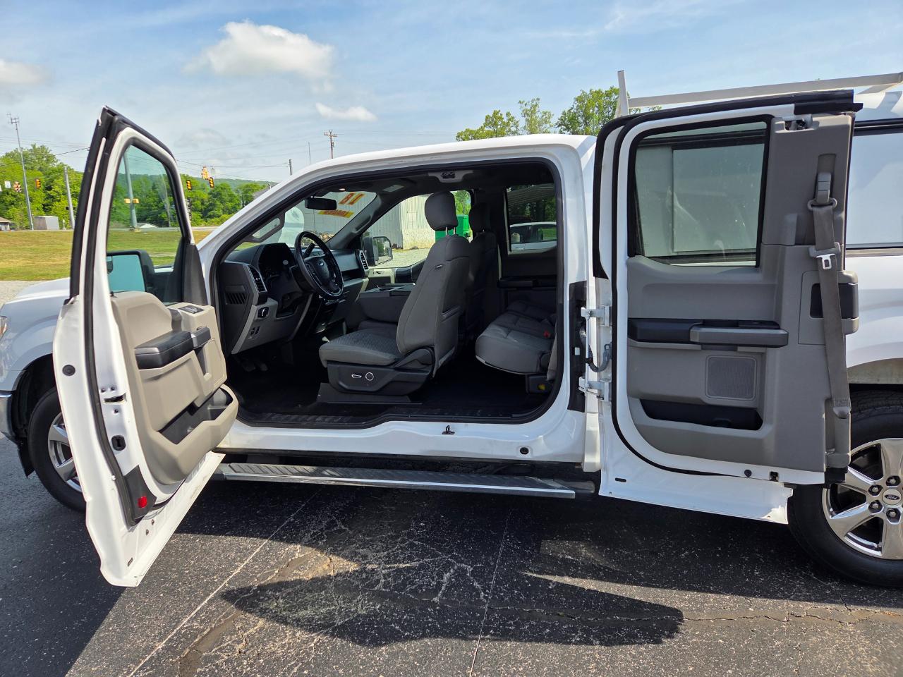 Ford F-150 XLT 2WD SuperCab 6.5' Box 2018