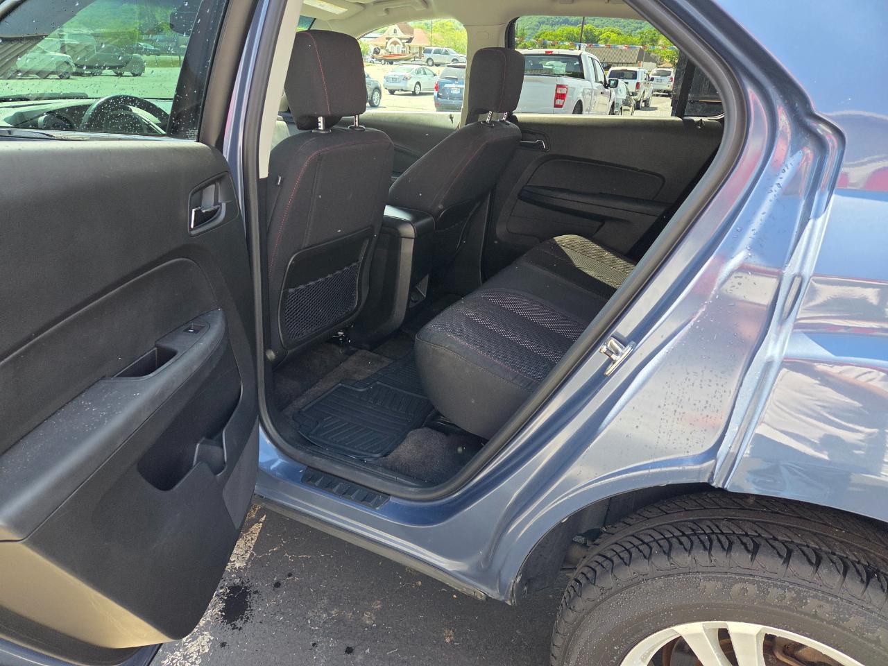 Chevrolet Equinox 1LT 2WD 2011