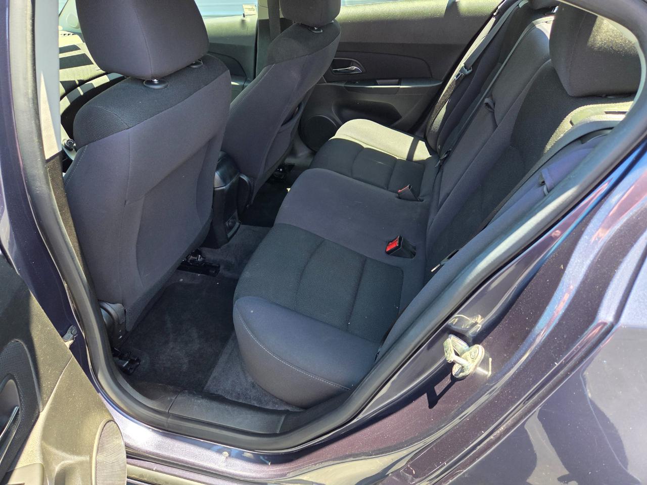 Chevrolet Cruze 1LT Manual 2013