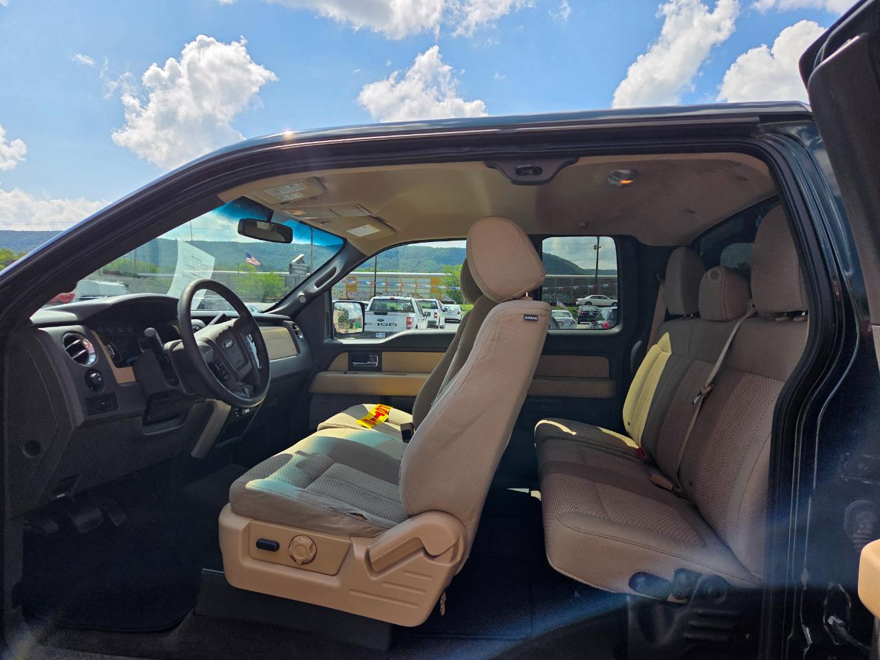 Ford F-150 XLT SuperCab 6.5-ft. Bed 2WD 2012