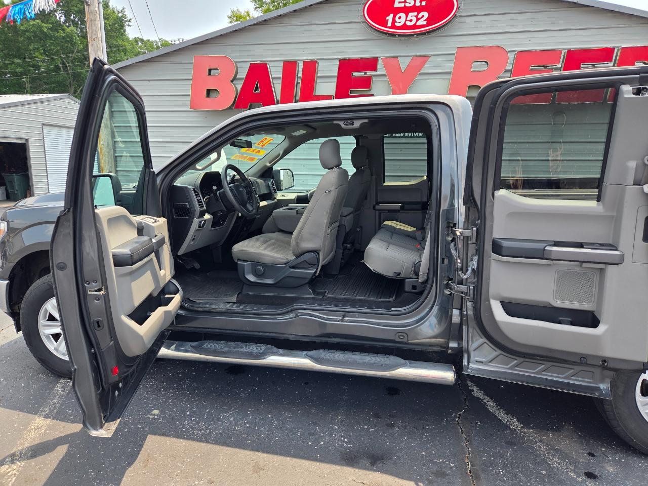 Ford F-150 XLT SuperCab 6.5-ft. Bed 4WD 2019