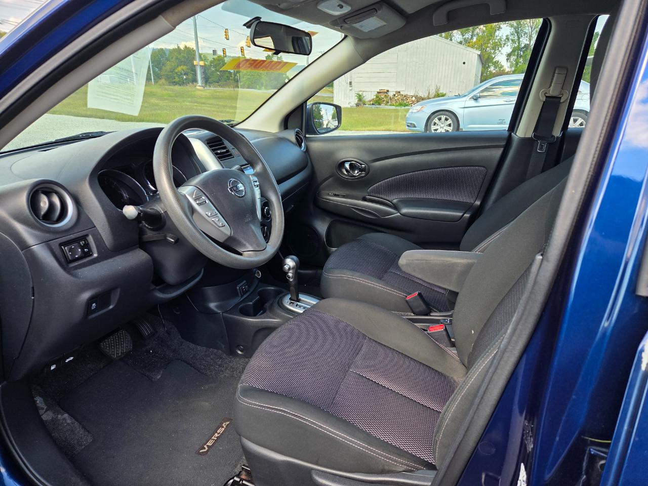 Nissan Versa 1.6 SV Sedan 2018