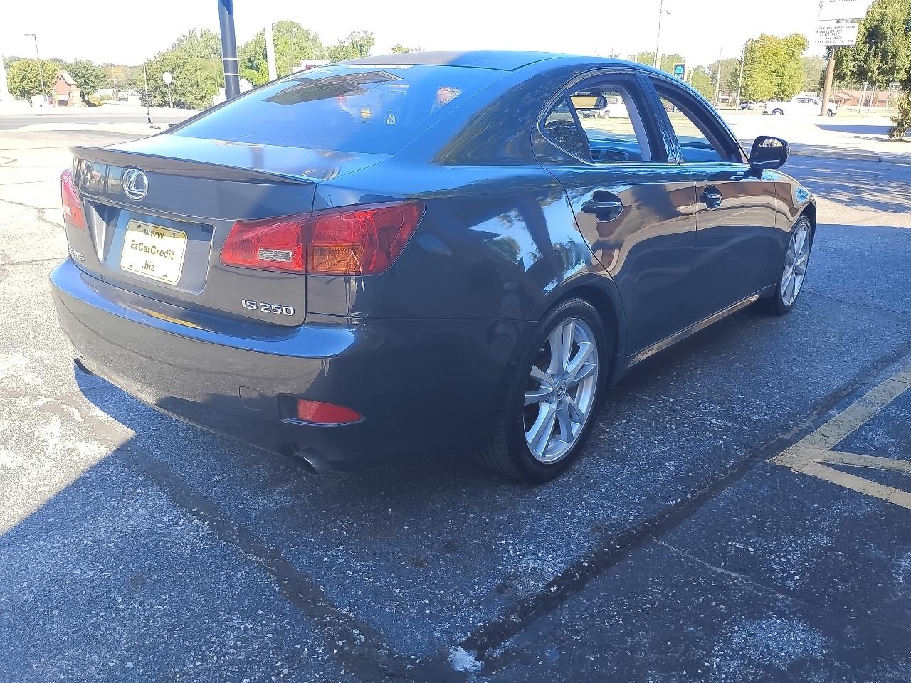 Lexus IS 250 4D Sedan 2006