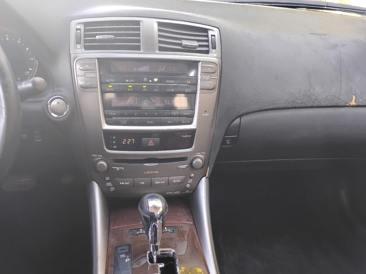 Lexus IS 250 4D Sedan 2006