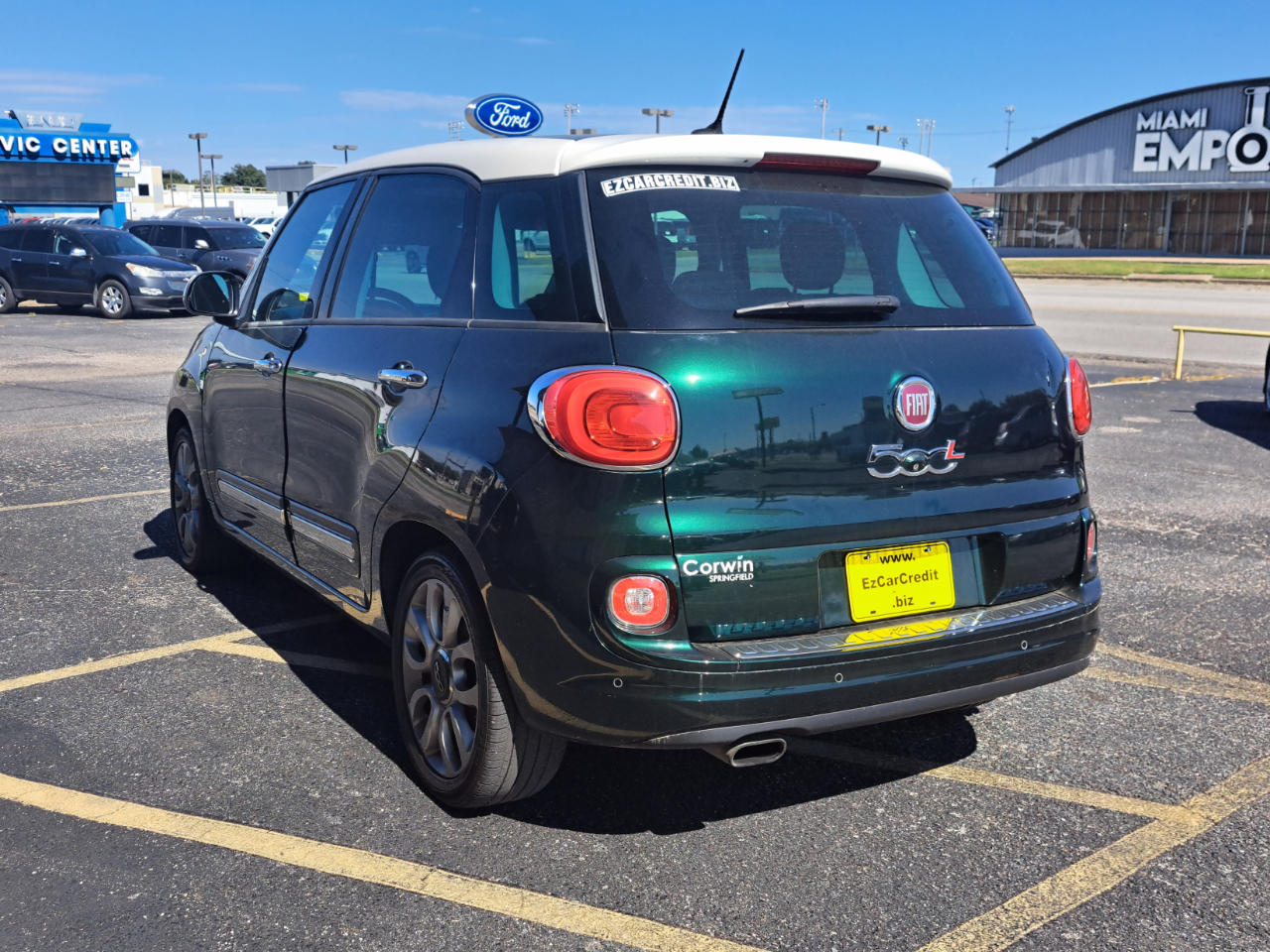 Fiat 500L Lounge 4D Hatchback 2014 Fiat 500L Lounge 4D Hatchback 2014