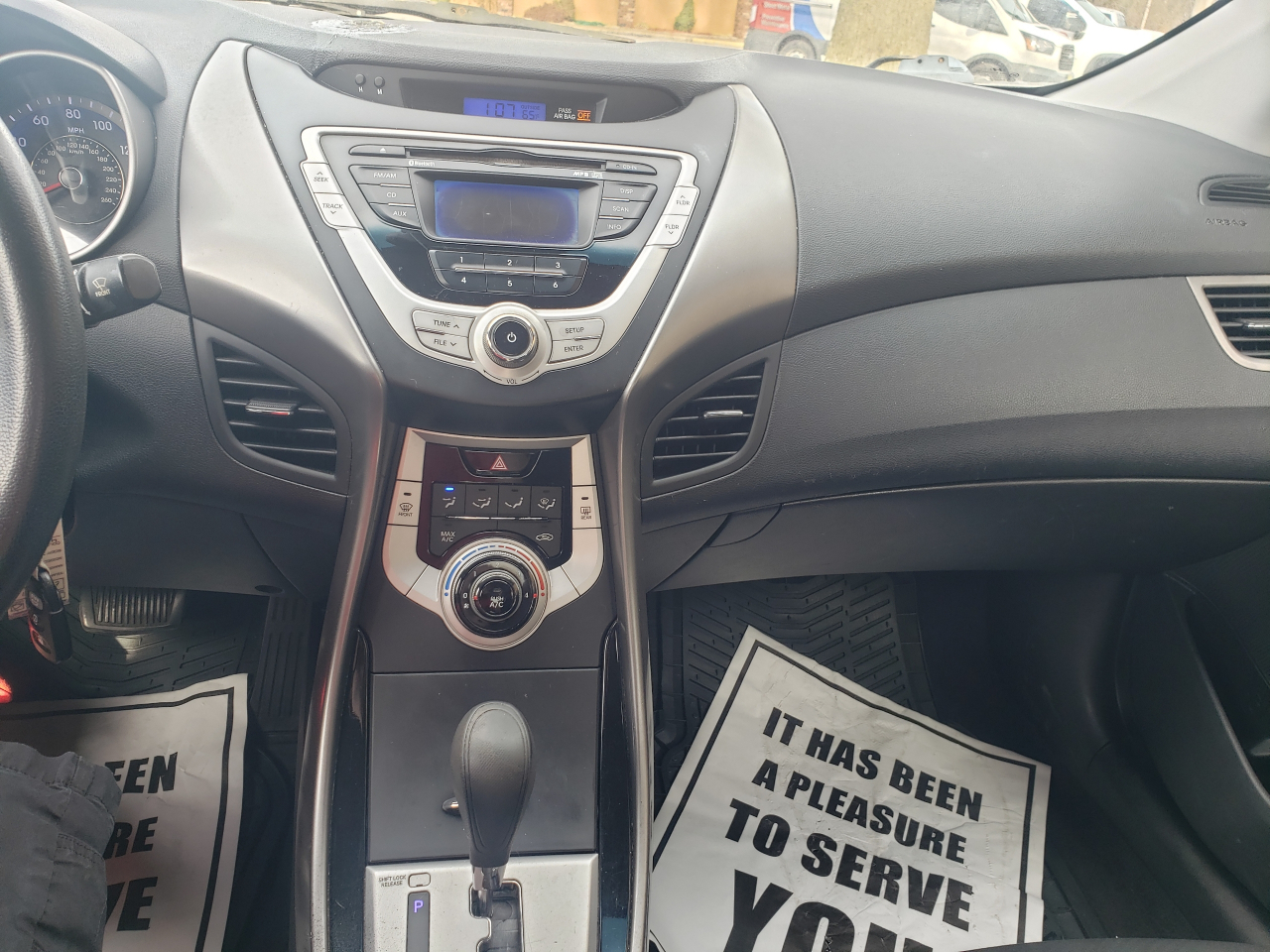 Hyundai Elantra GLS A/T 2012