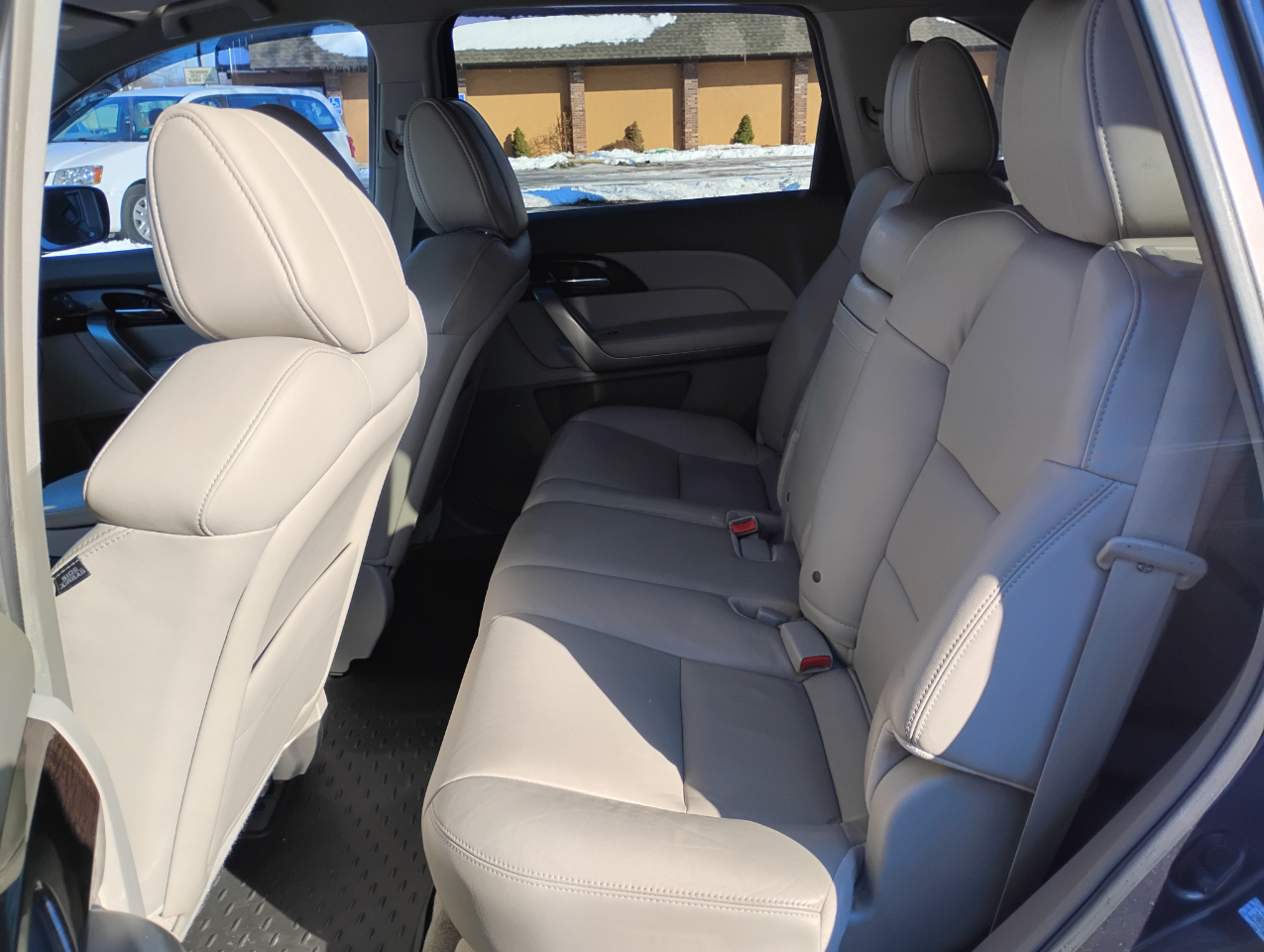 Acura MDX 6-Spd AT 2011