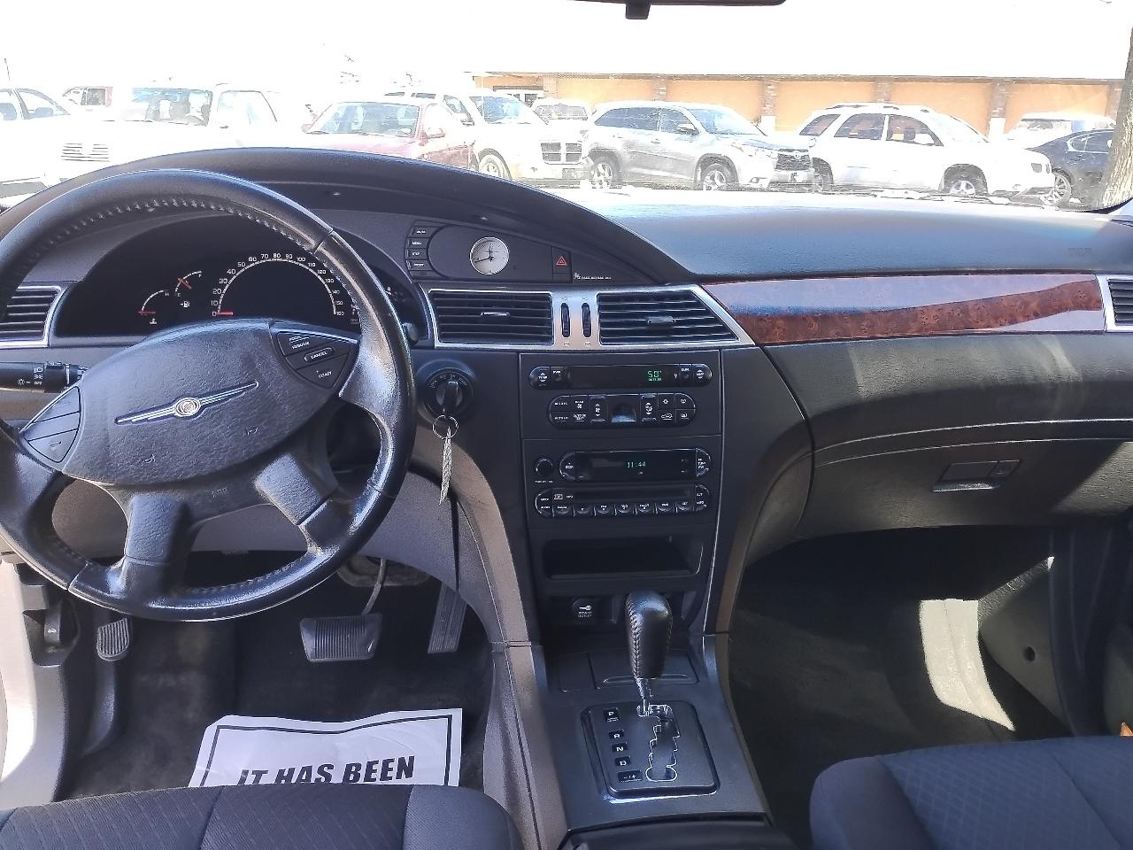 Chrysler Pacifica Touring 2006