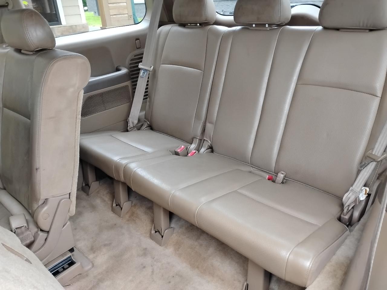 Honda Pilot EX w/ Leather and DVD 2005