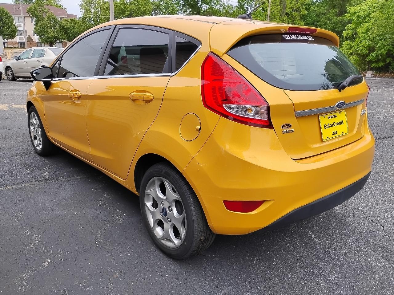 Ford Fiesta SES Hatchback 2011