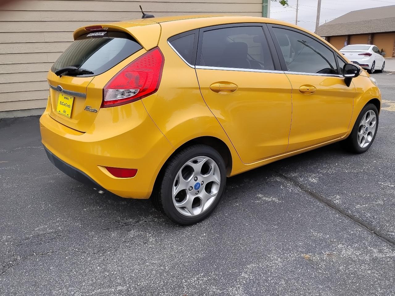 Ford Fiesta SES Hatchback 2011