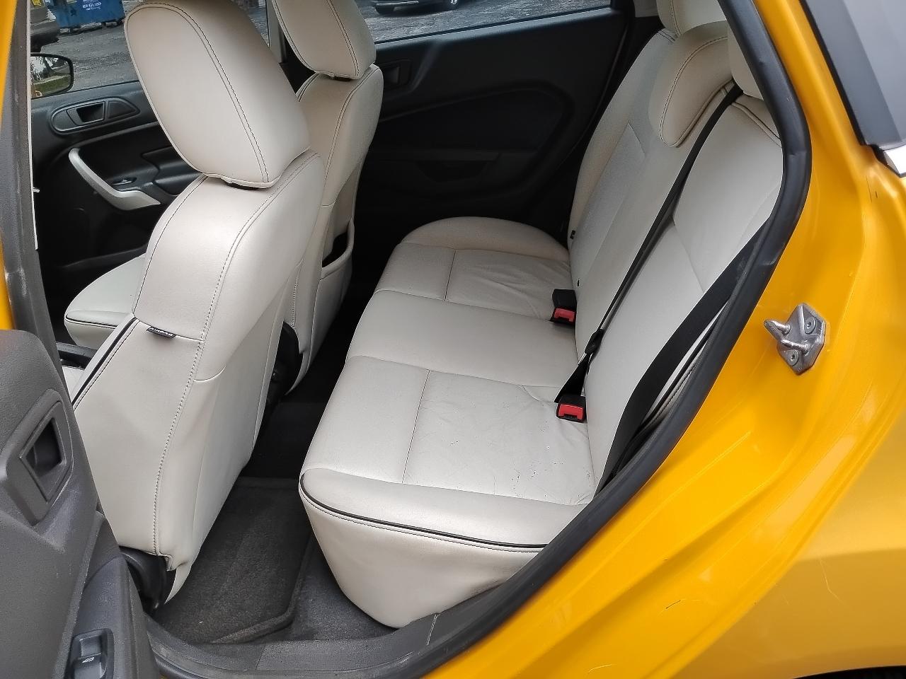 Ford Fiesta SES Hatchback 2011