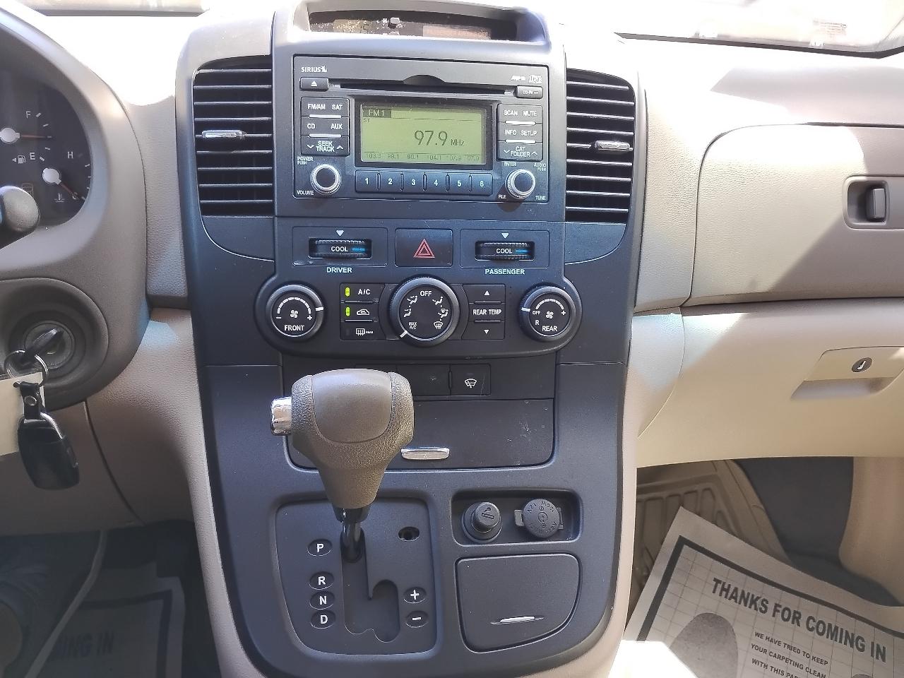 Kia Sedona EX LWB 2009
