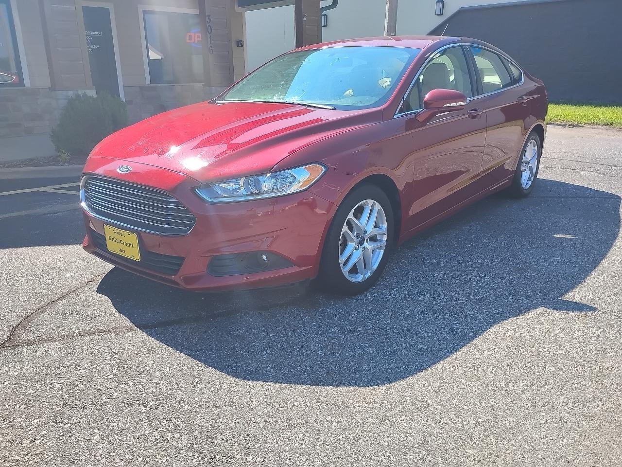 Ford Fusion SE 2016