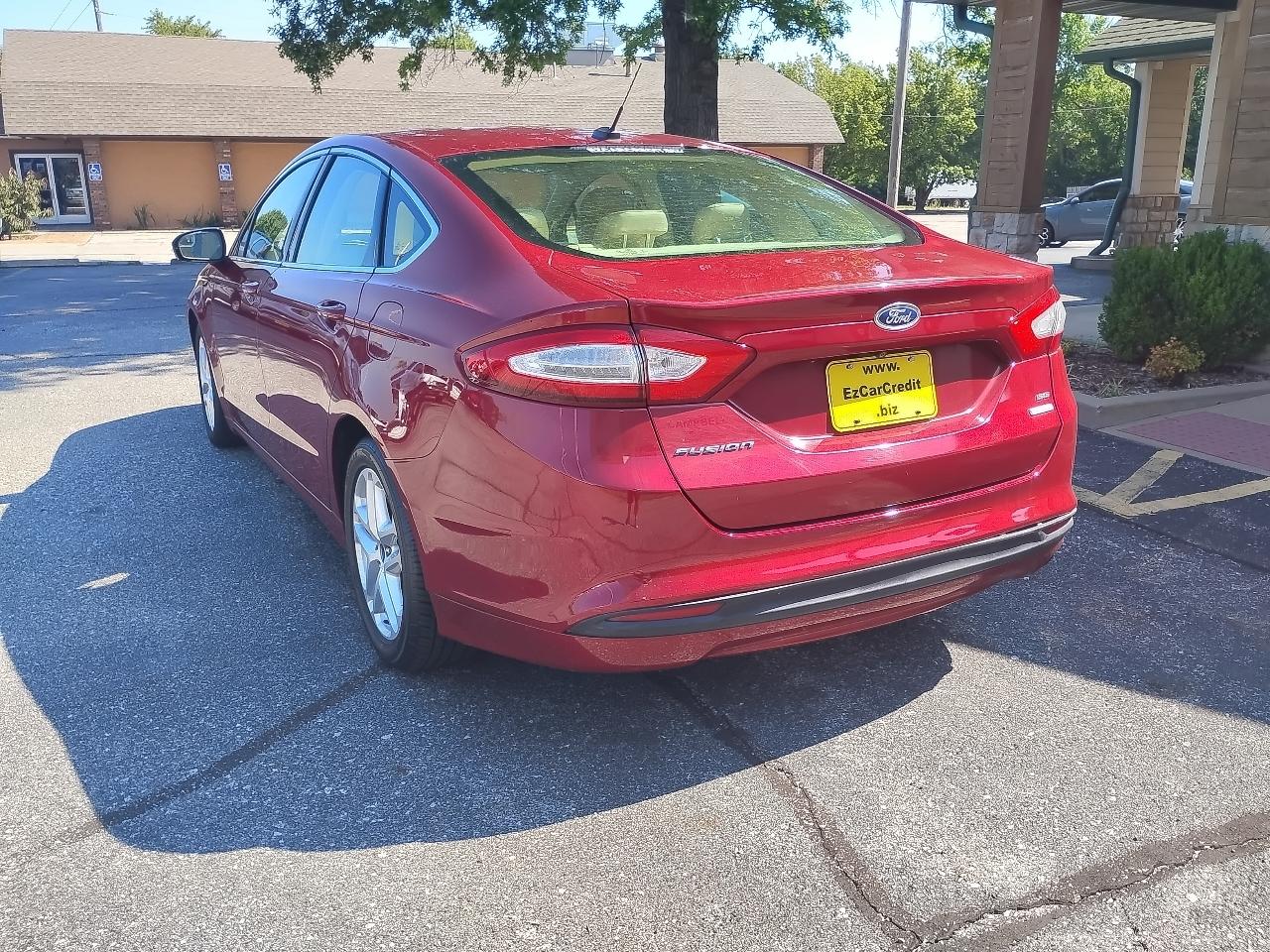 Ford Fusion SE 2016
