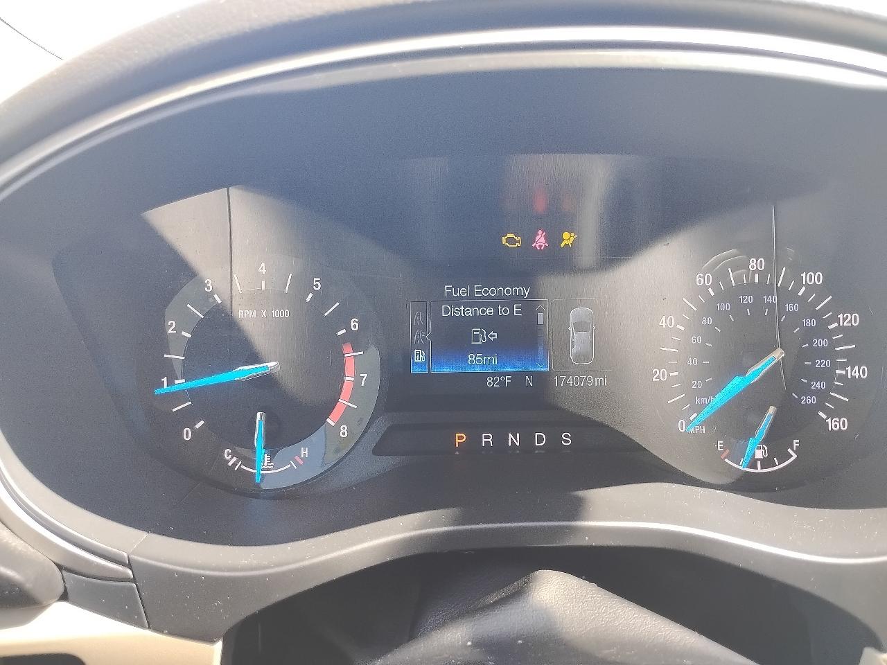 Ford Fusion SE 2016
