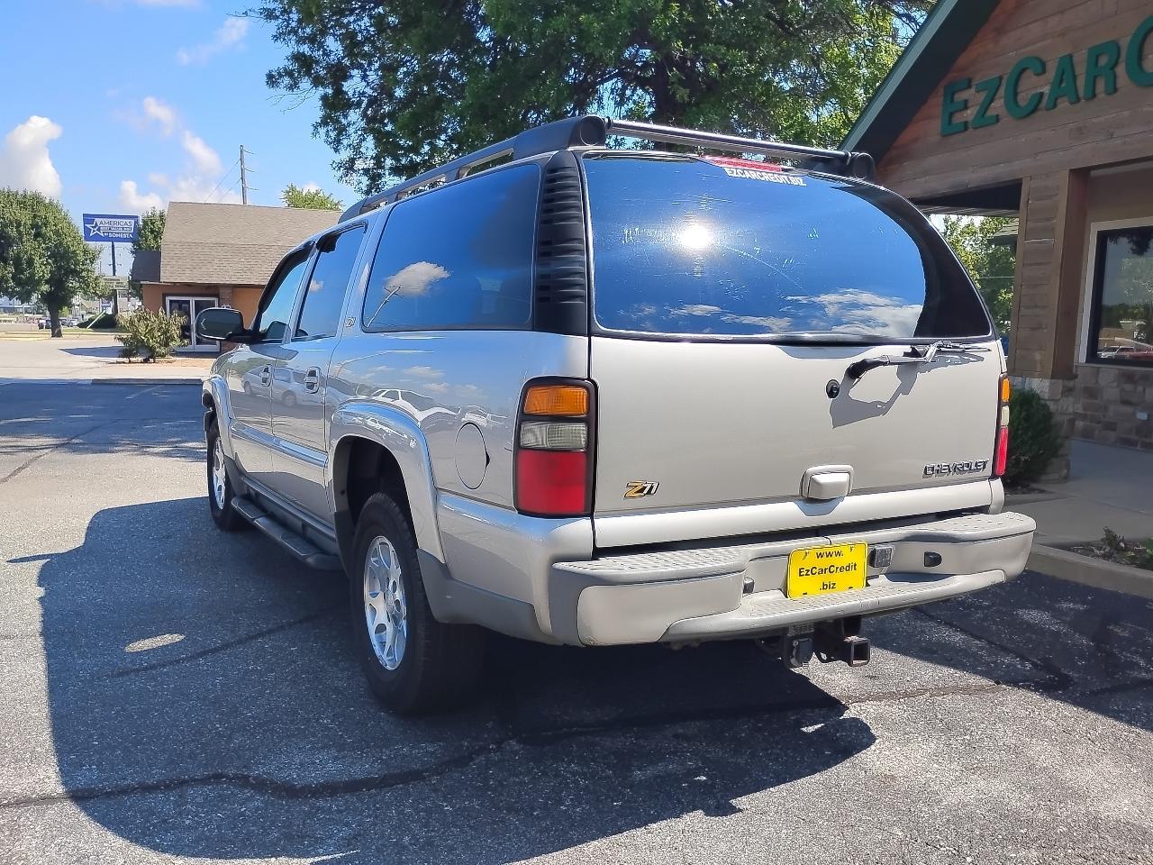 Chevrolet Suburban 4WD 4dr Z71 2004