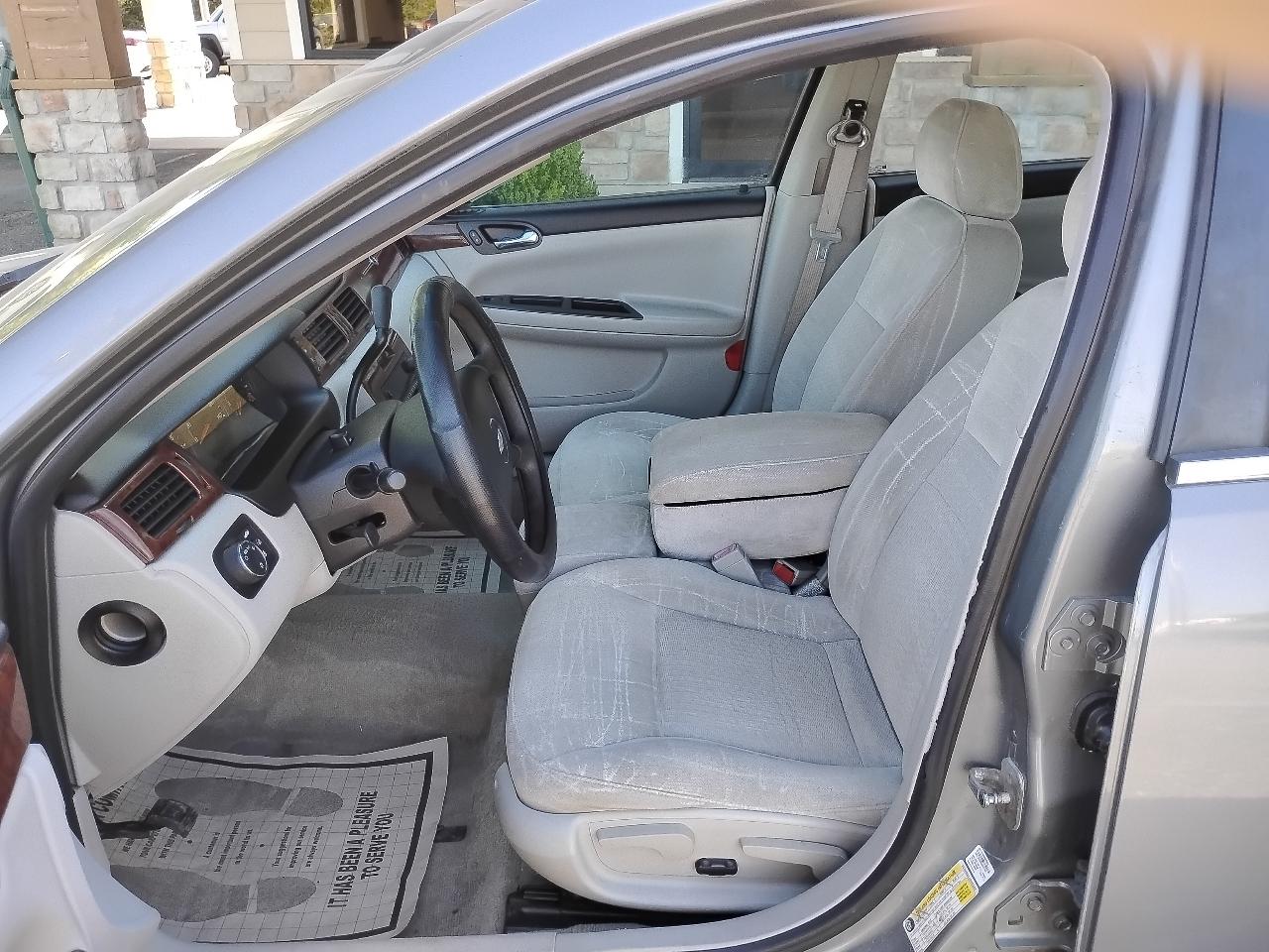Chevrolet Impala LS 2008