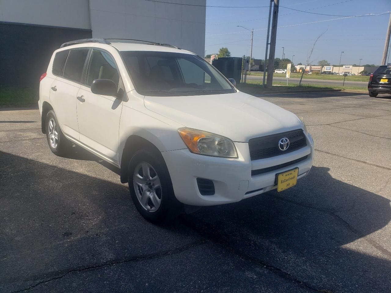 Toyota RAV4 Base I4 2WD 2009