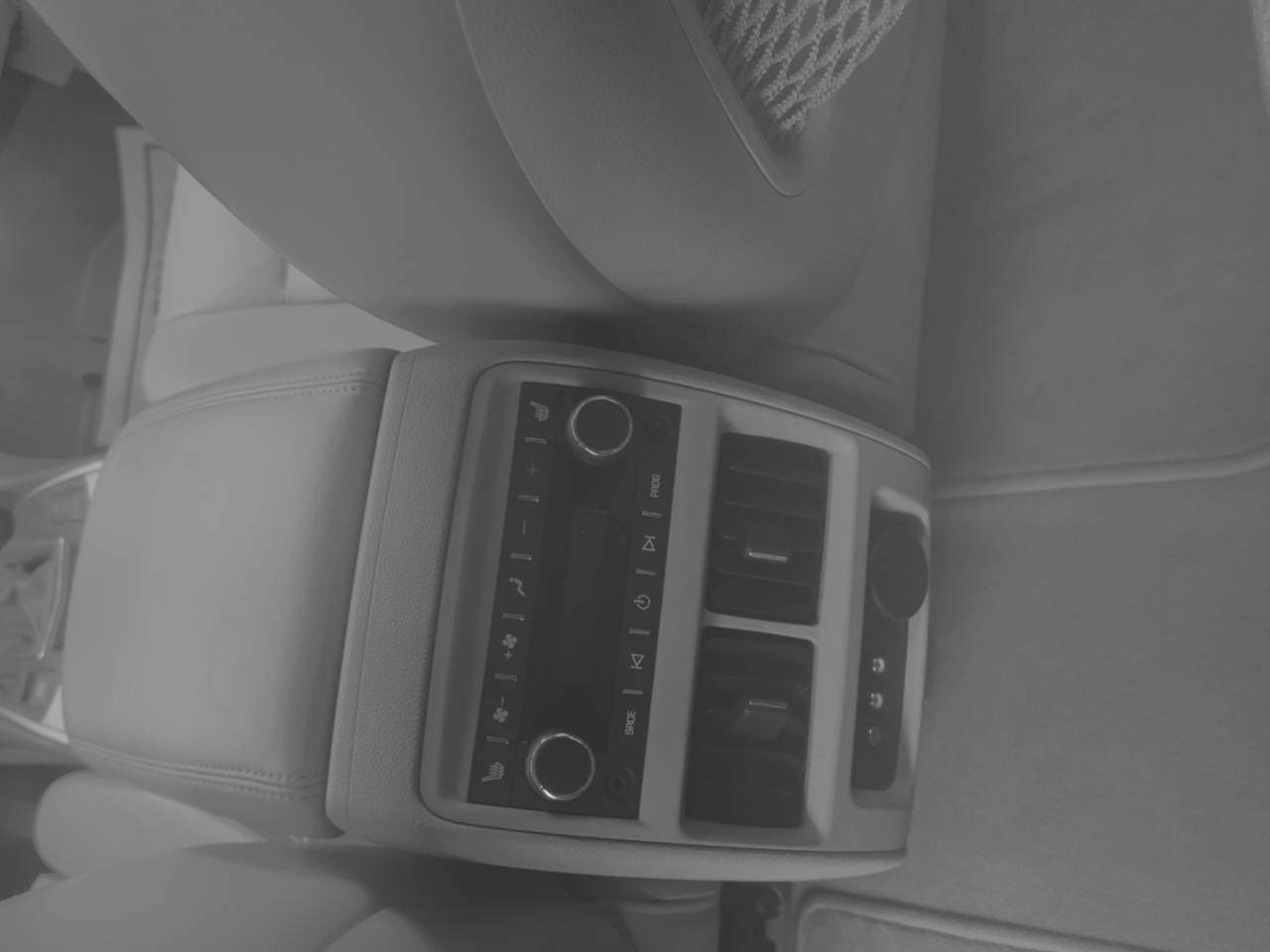 Cadillac SRX AWD Turbo Premium Collection 2010