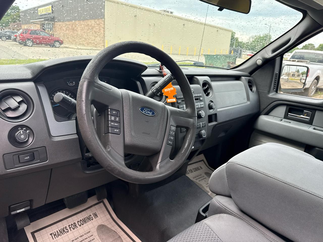 Ford F-150 XL 8-ft. Bed 2WD 2014