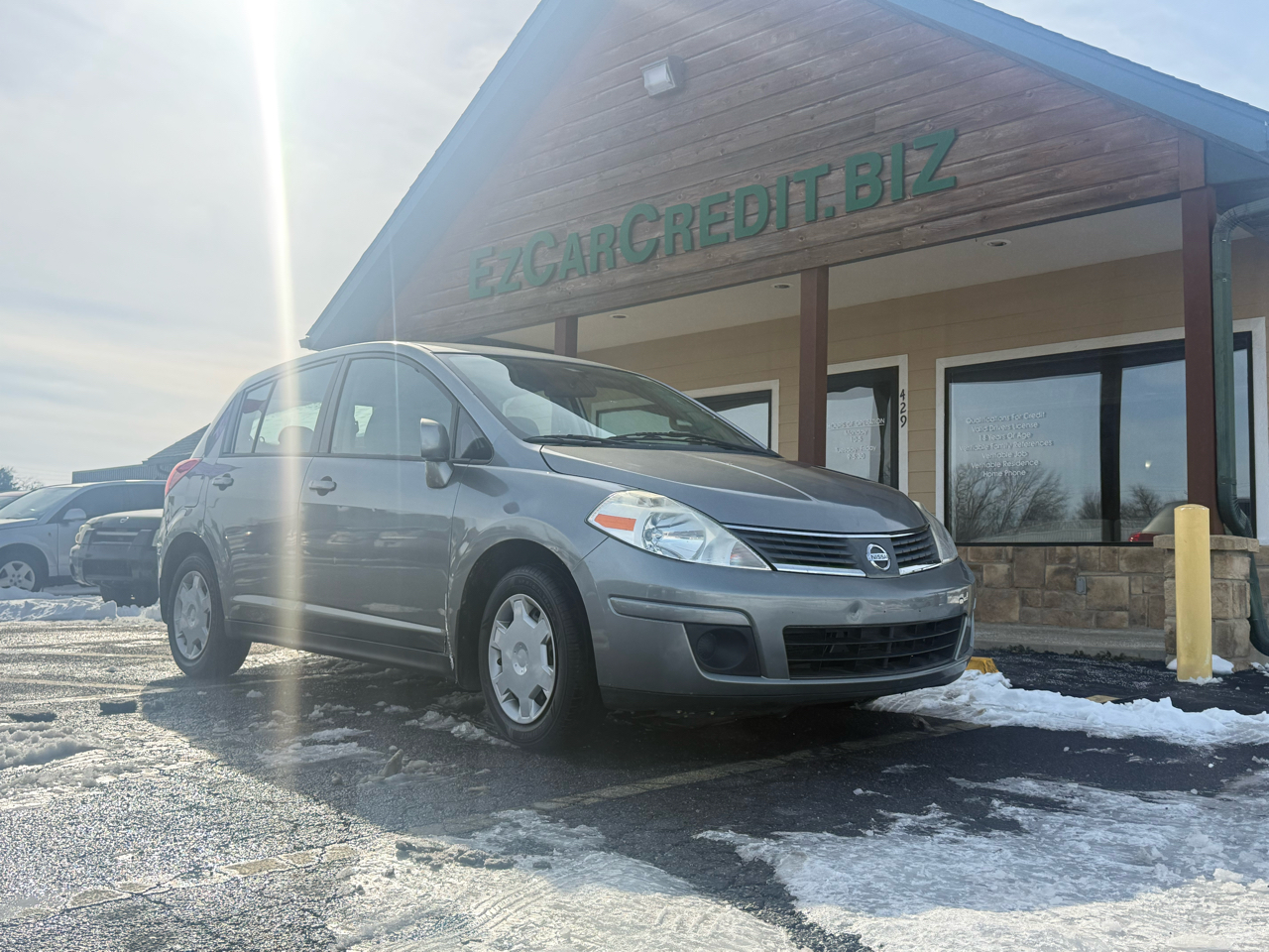 Nissan Versa 1.8 S Hatchback 2009