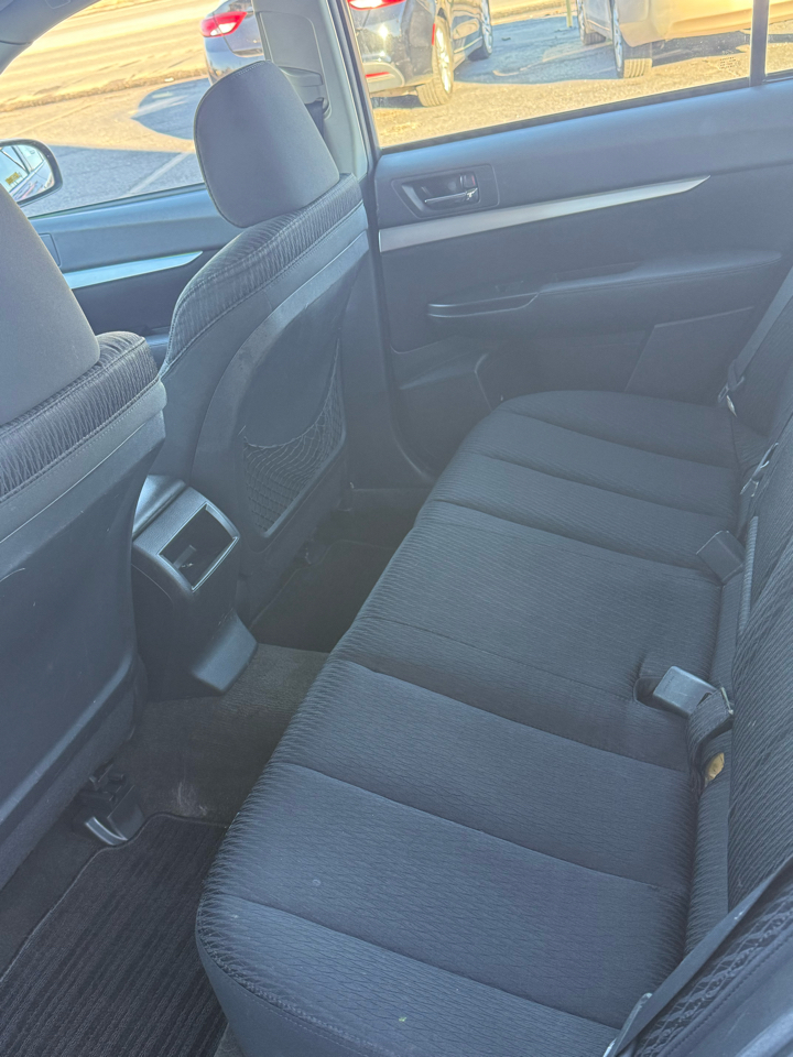 Subaru Legacy 2.5i Premium 2011