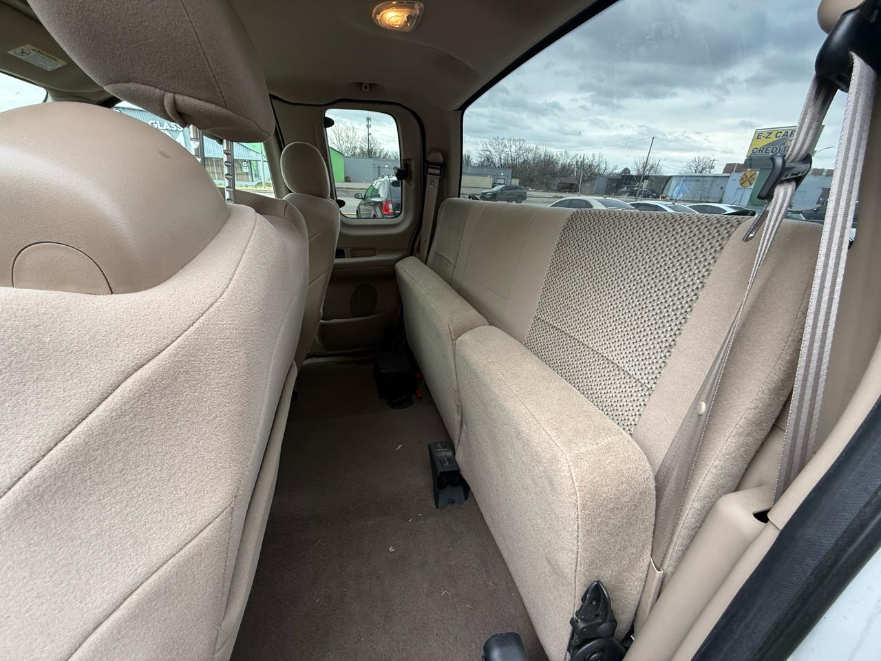 Ford F-150 XL SuperCab 2WD 2003