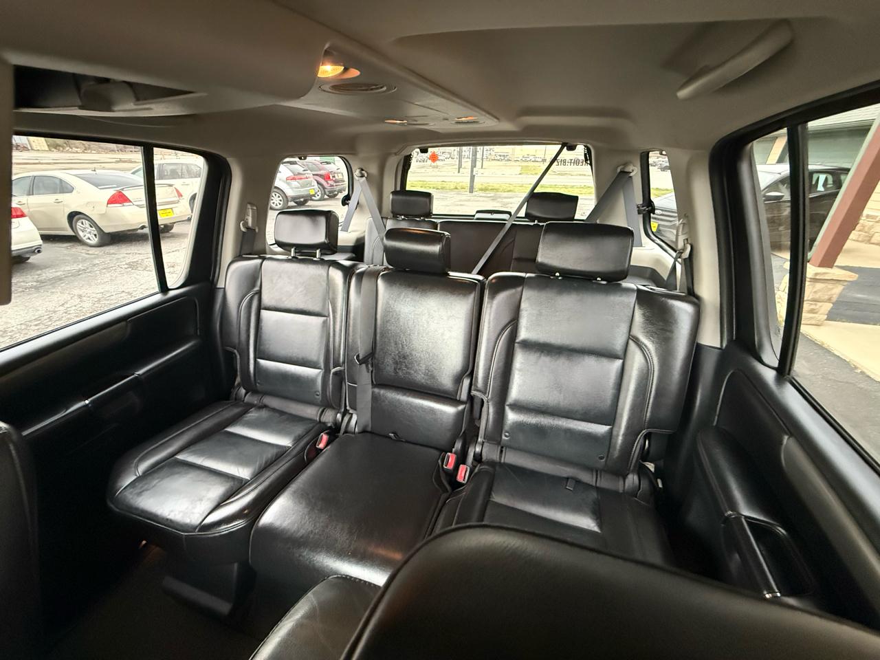 Nissan Armada SE 4WD 2008