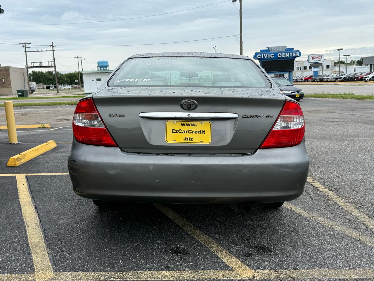 Toyota Camry LE 2002