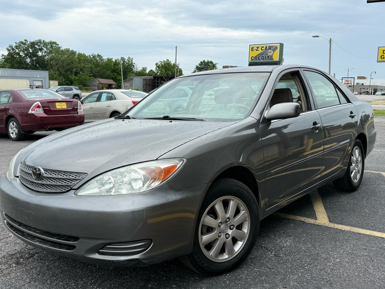 Toyota Camry LE 2002