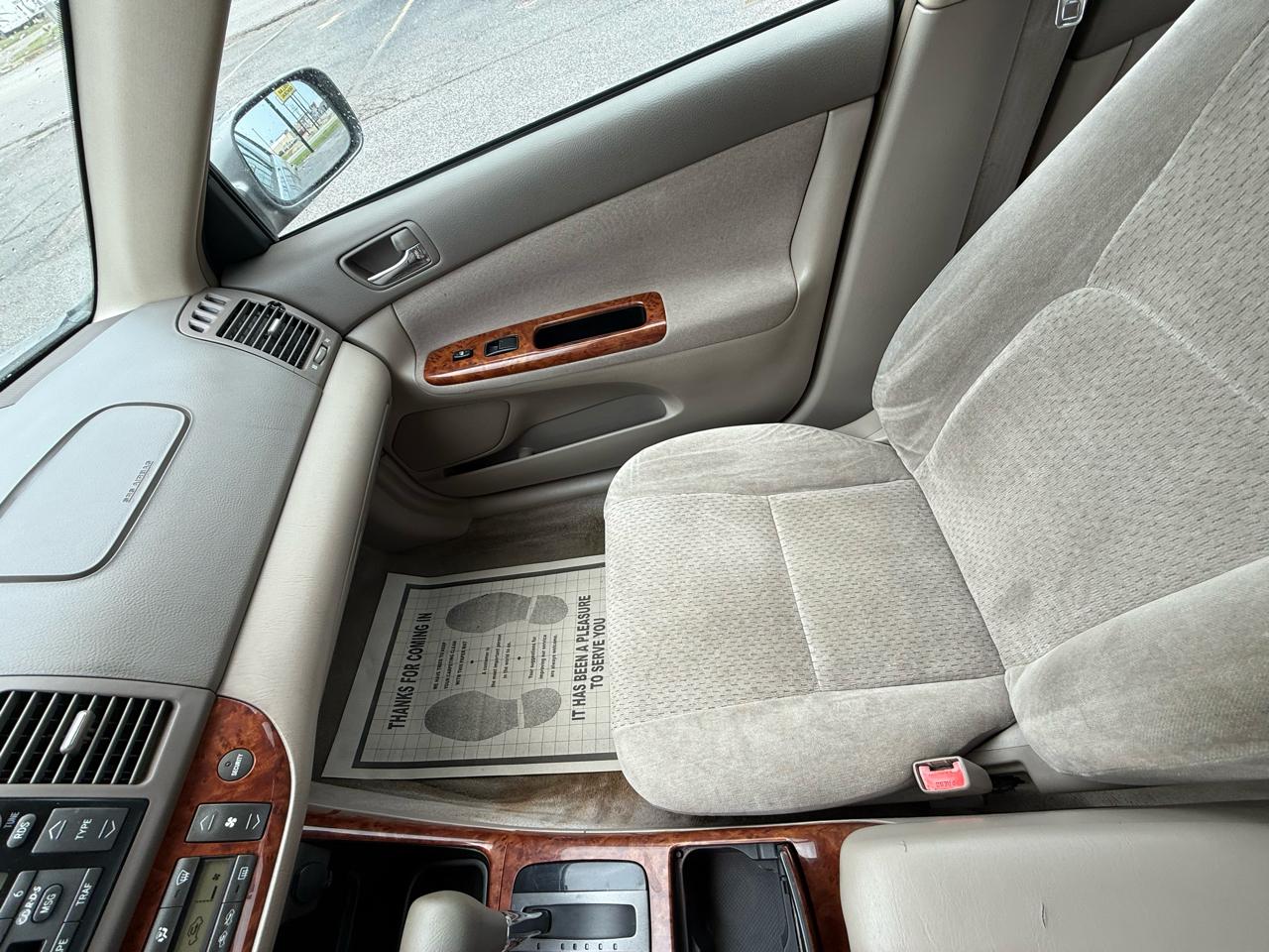 Toyota Camry LE 2002