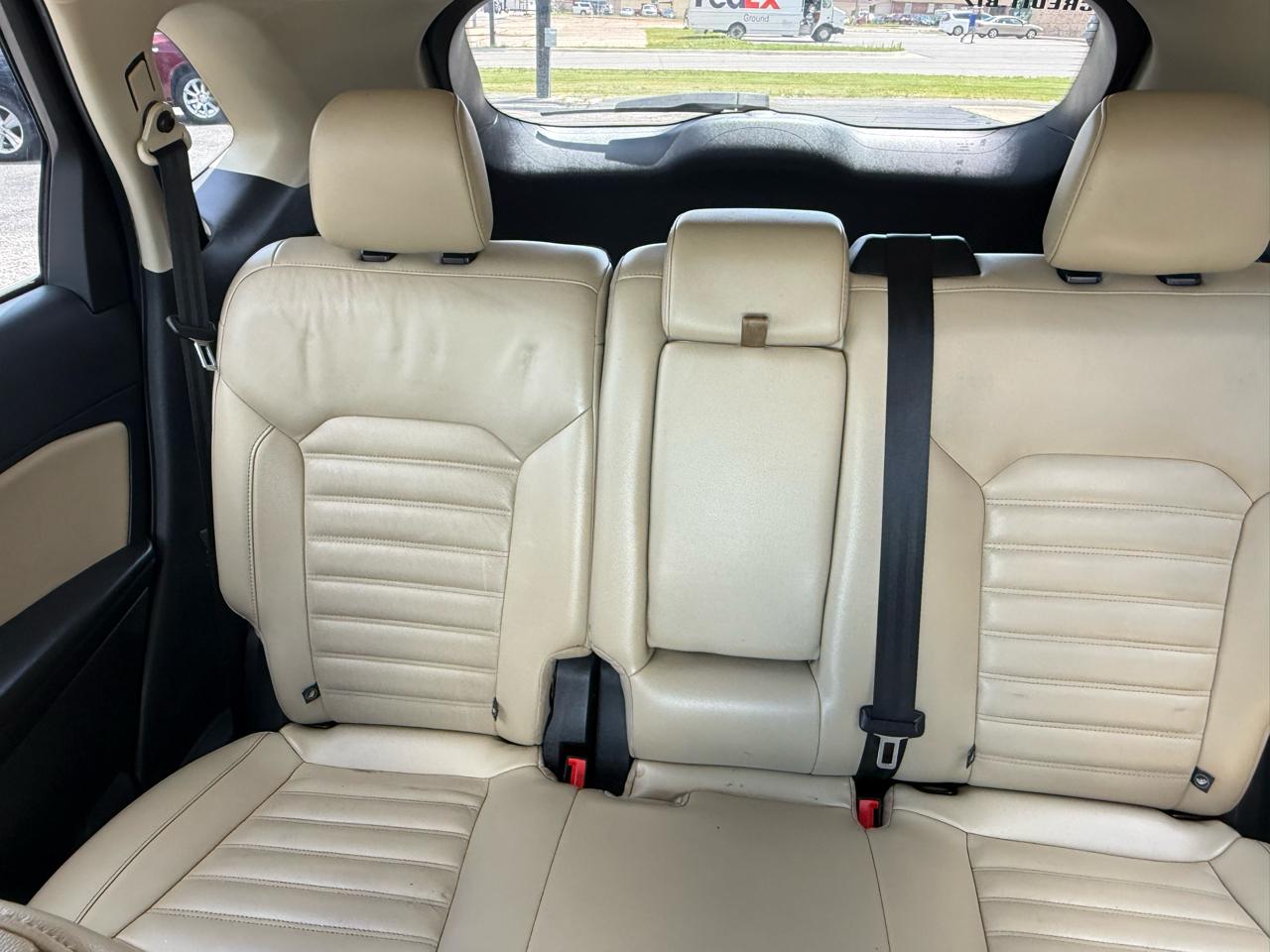 Ford Edge SEL FWD 2016