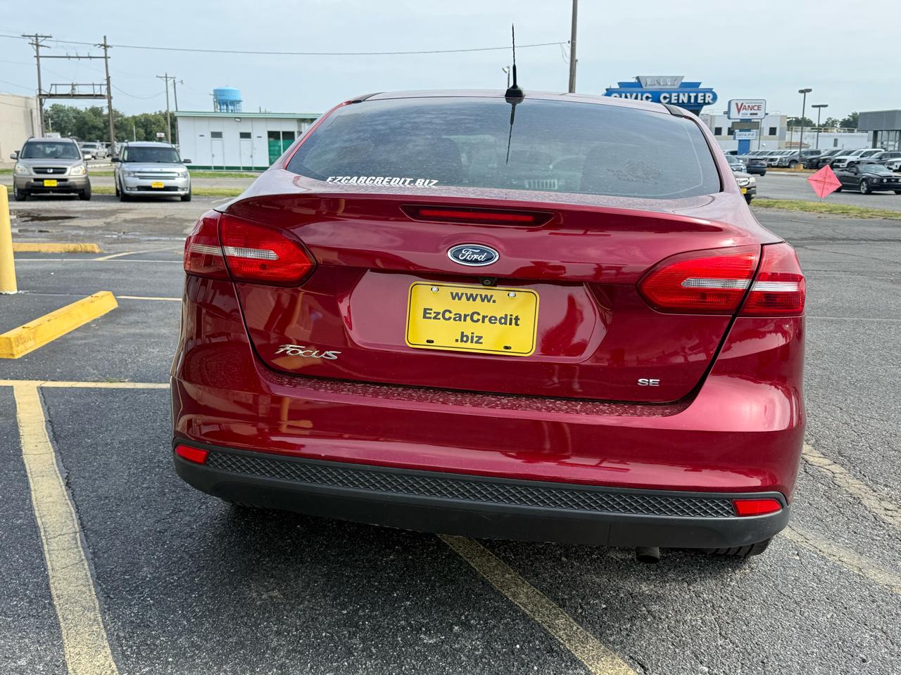 Ford Focus SE Sedan 2016