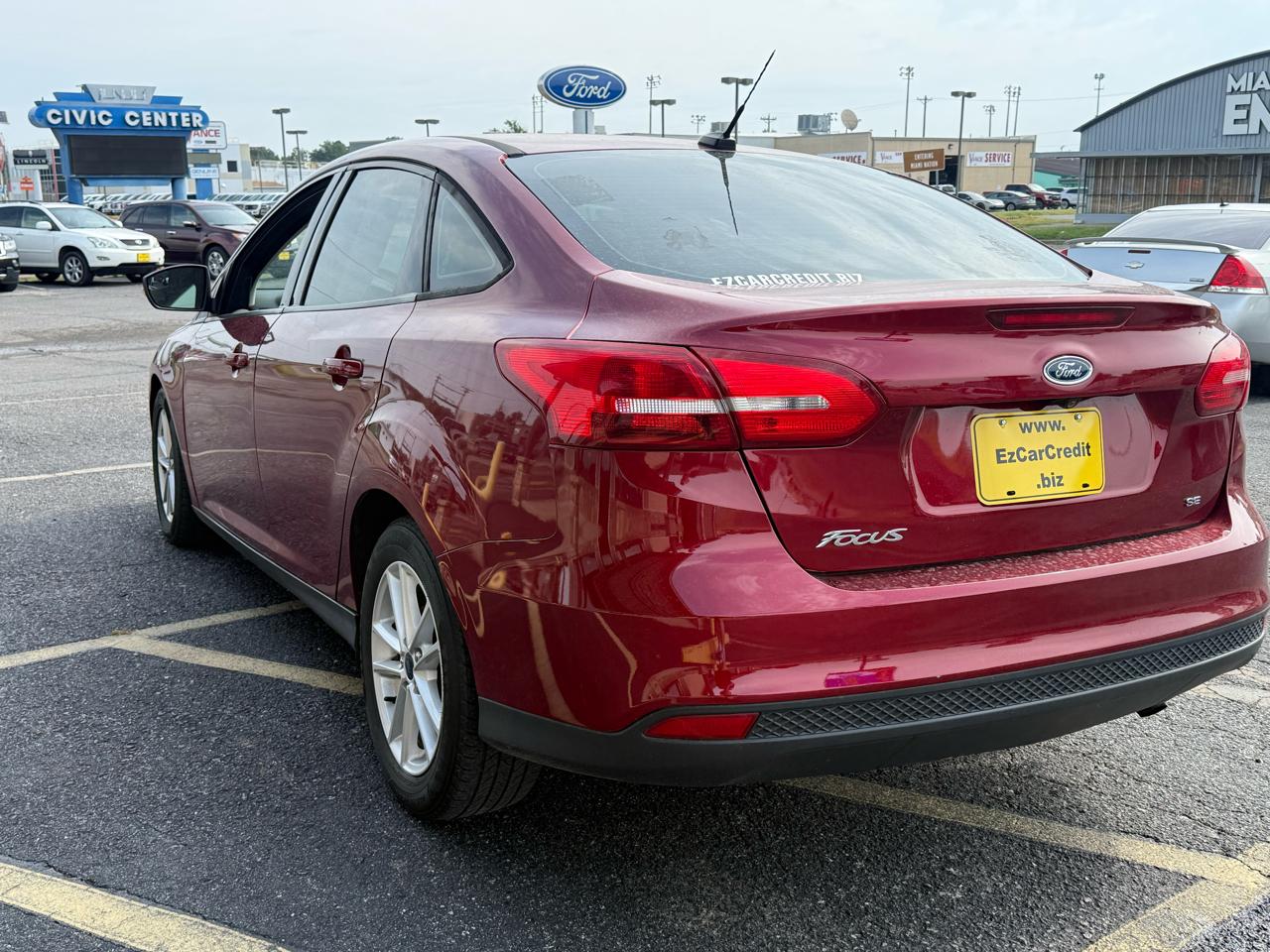Ford Focus SE Sedan 2016