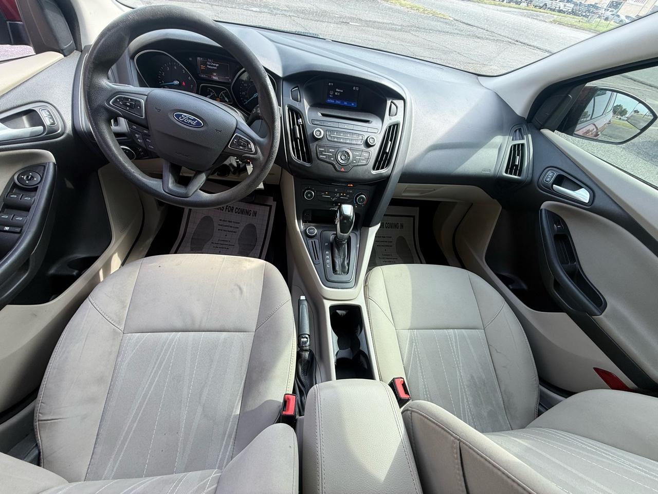 Ford Focus SE Sedan 2016