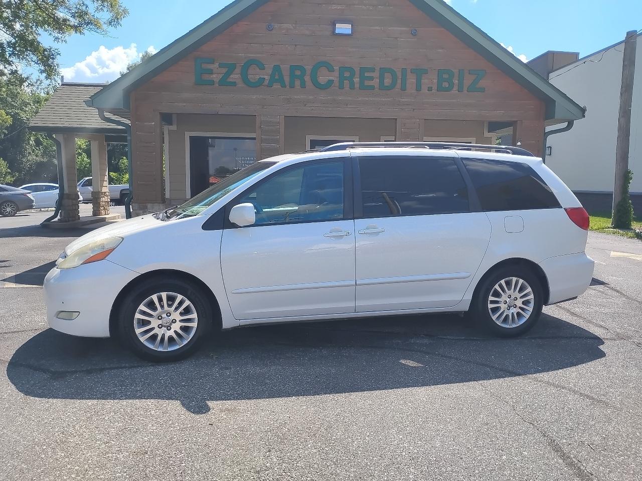 Toyota Sienna  2009
